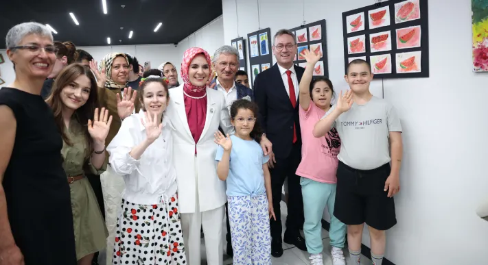 “BİZİM ÇOCUKLAR”IN MEZUNİYET HEYECANI