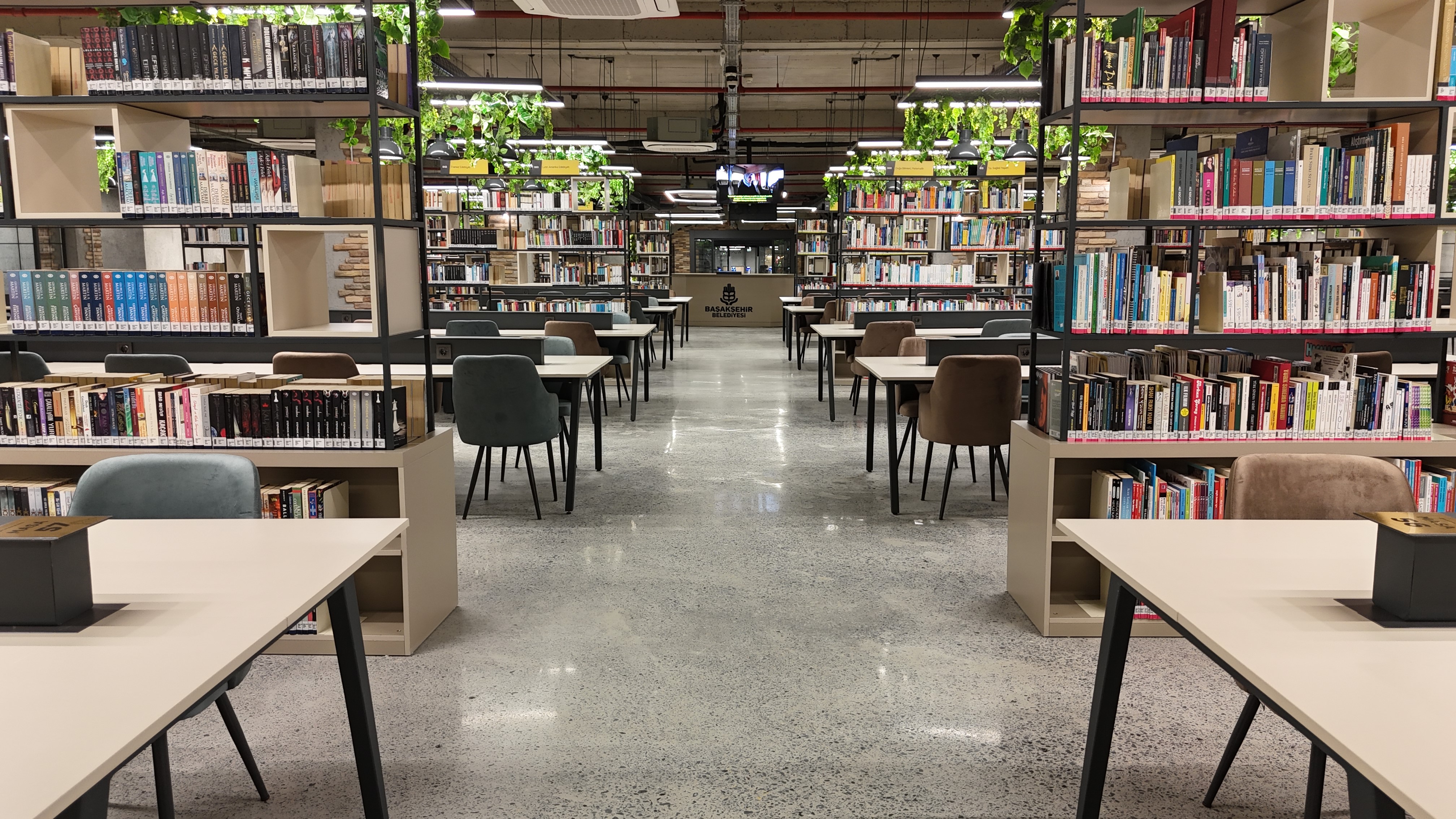 BAŞAKŞEHİR’İN EN BÜYÜK KÜTÜPHANESİ AÇILDI!